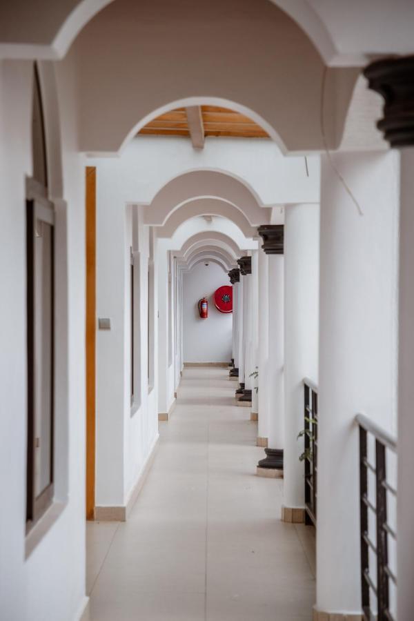 Ndaru Luxury Suites Кигали Экстерьер фото
