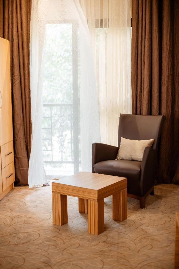 Ndaru Luxury Suites Кигали Экстерьер фото